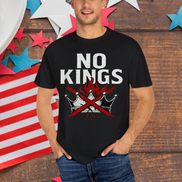 No Kings Graphic Bold Symbolic Design Shirt